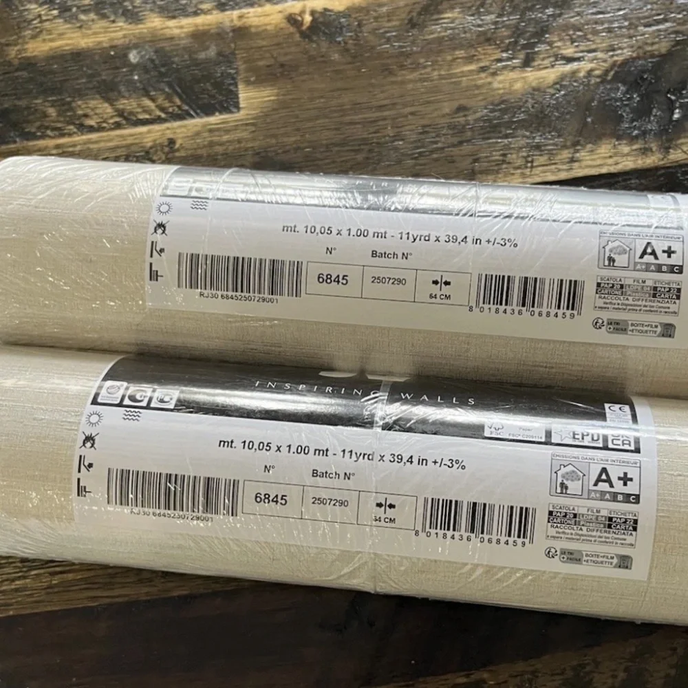 NWT JANNELLI & VOLPI Vinyl Wallpaper 6845 Soie Tropicale 2 Double Rolls Beige